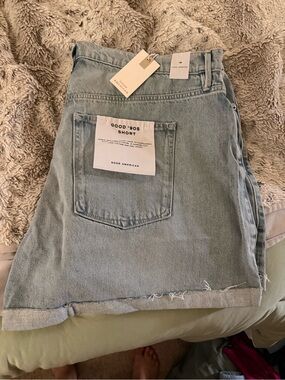 Good American Light Blue Denim '90s-Inspired Jean Shorts